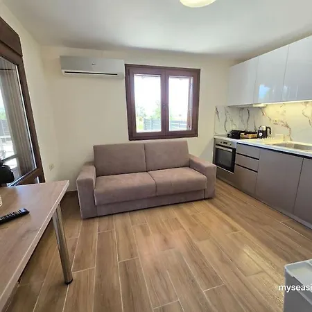 Summertime Just 90meters From The Sea! Holiday home