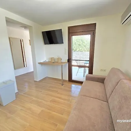 Holiday home Summertime Just 90meters From The Sea! Sozopoli