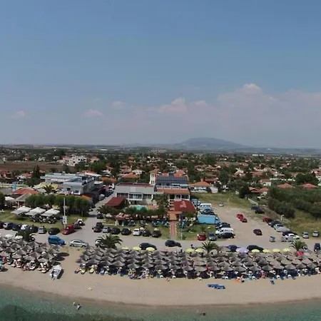 Summertime Just 90meters From The Sea! Holiday home Sozopoli