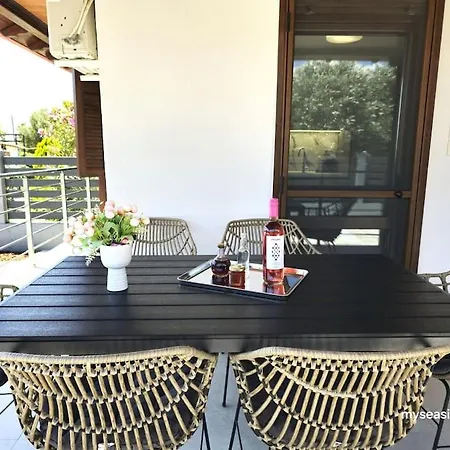 Summertime Just 90meters From The Sea! Holiday home