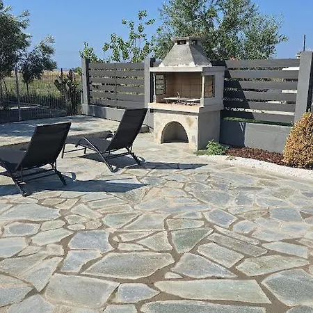 Summertime Just 90meters From The Sea! *