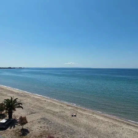 Summertime Just 90meters From The Sea! * Sozopoli