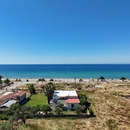 Summertime Just 90meters From The Sea! * Sozopoli